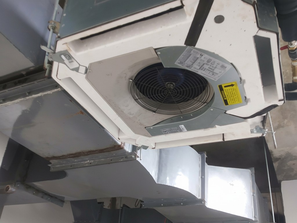 HVAC System (Heating, Ventilation & Air Conditioning) HVAC System (Heating, Ventilation & Air Conditioning)